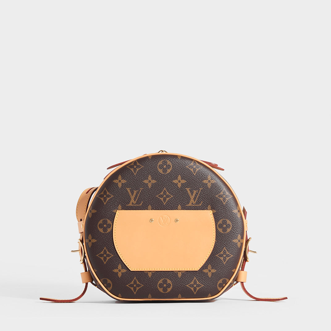 Boîte chapeau souple cloth crossbody bag Louis Vuitton Brown in Cloth -  22783379