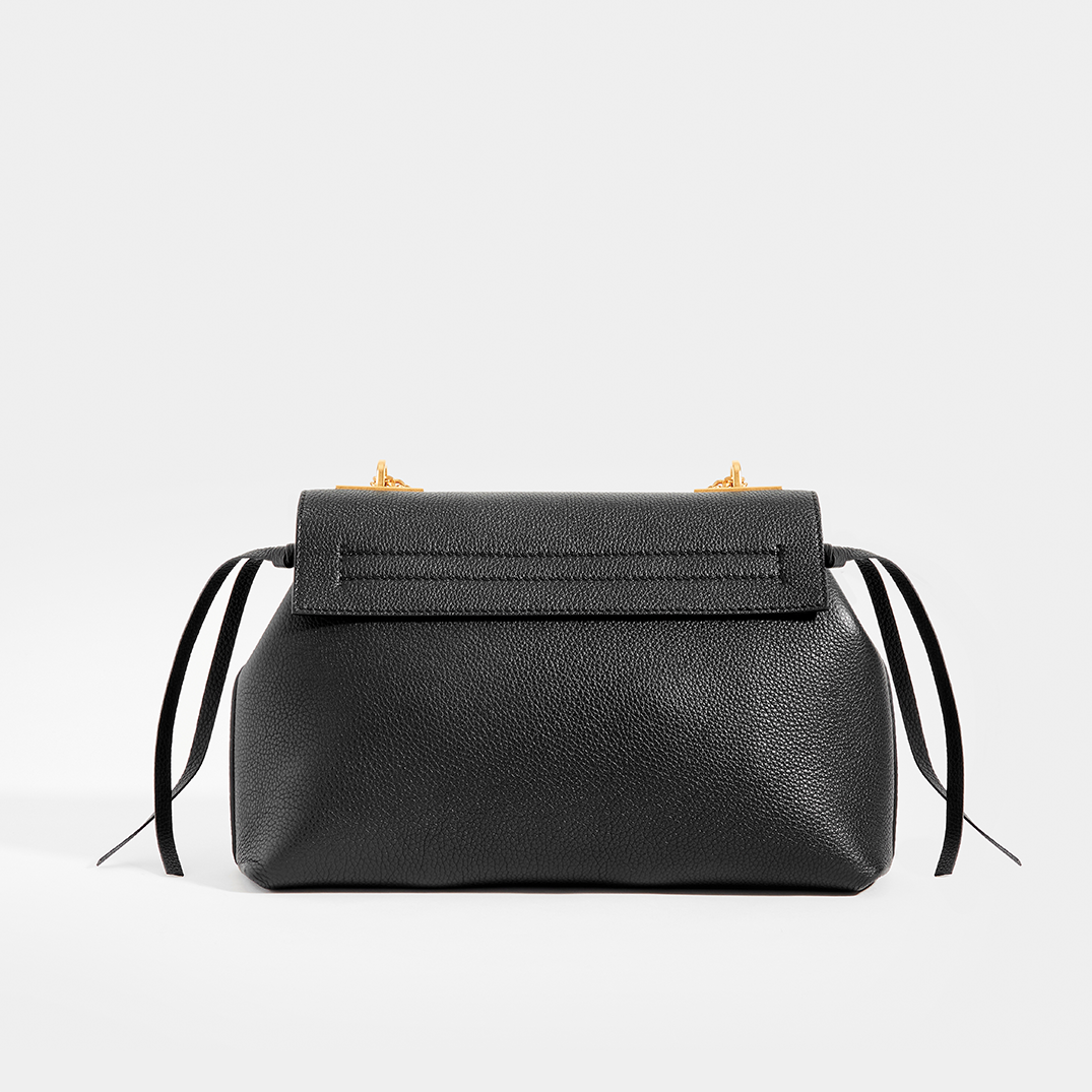 Shoulder bags Valentino Garavani - VRing black leather bag - TW2B0F62MVV0NO