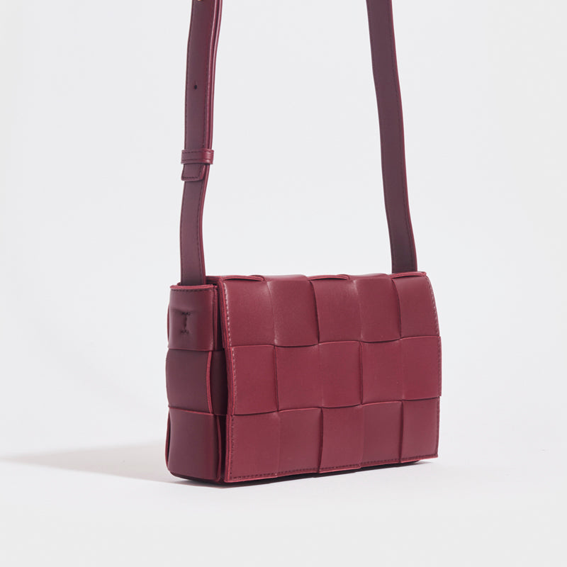 BOTTEGA VENETA Cassette bag in burgundy leather, carried…