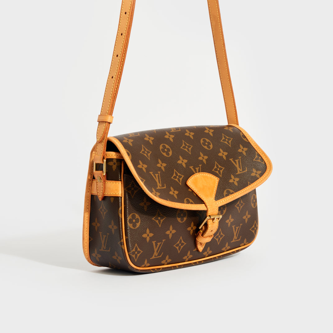 Sold at Auction: Louis Vuitton, LOUIS VUITTON shoulder bag MENILMONTANT,  coll.: 2011.