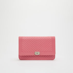 CHANEL Boy Wallet On Chain in Pink Chevron Leather