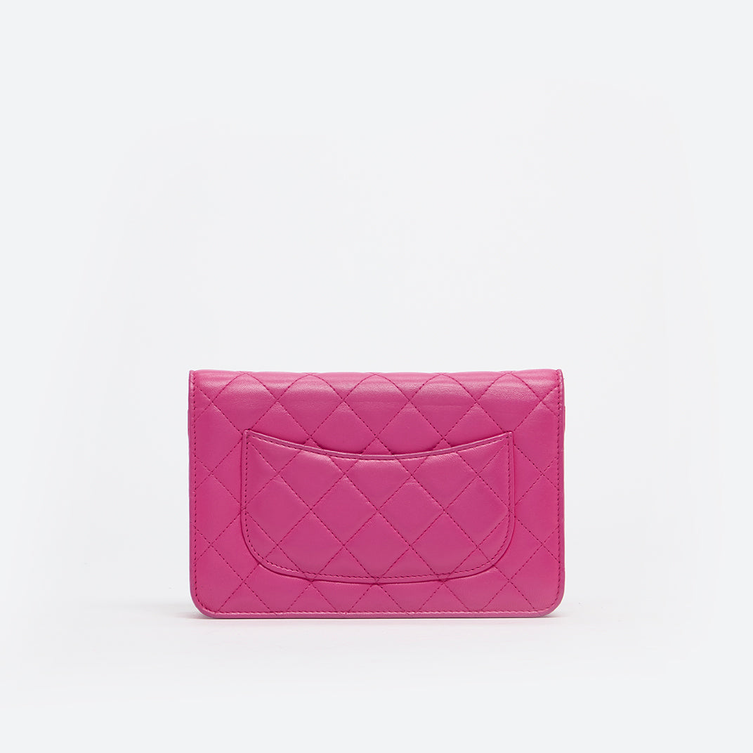 Wallet on Chain Quilted Leather Crossbody in Bright Pink