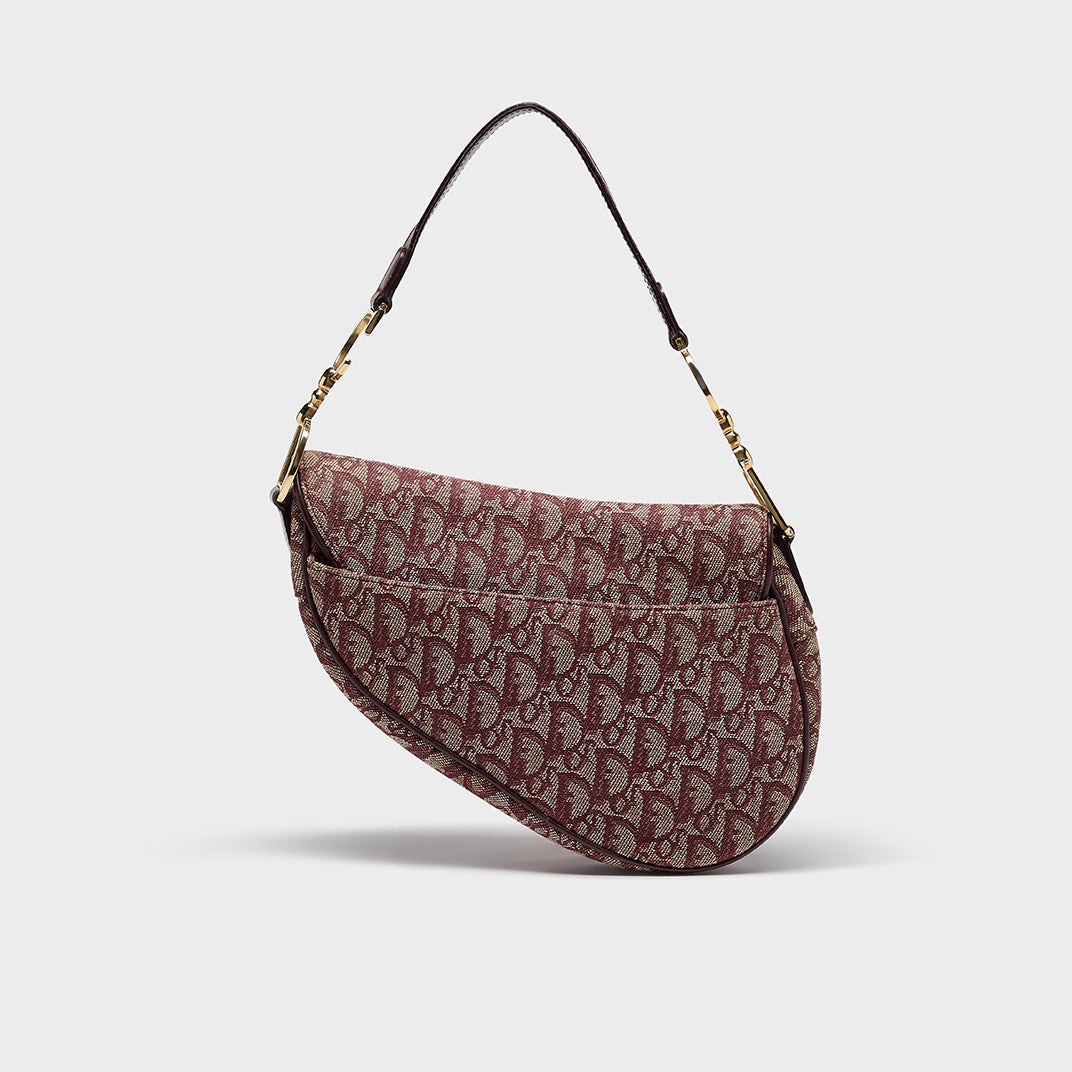 Trotter Saddle Canvas Shoulder Bag in Red