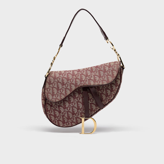 Trotter Saddle Canvas Shoulder Bag in Red