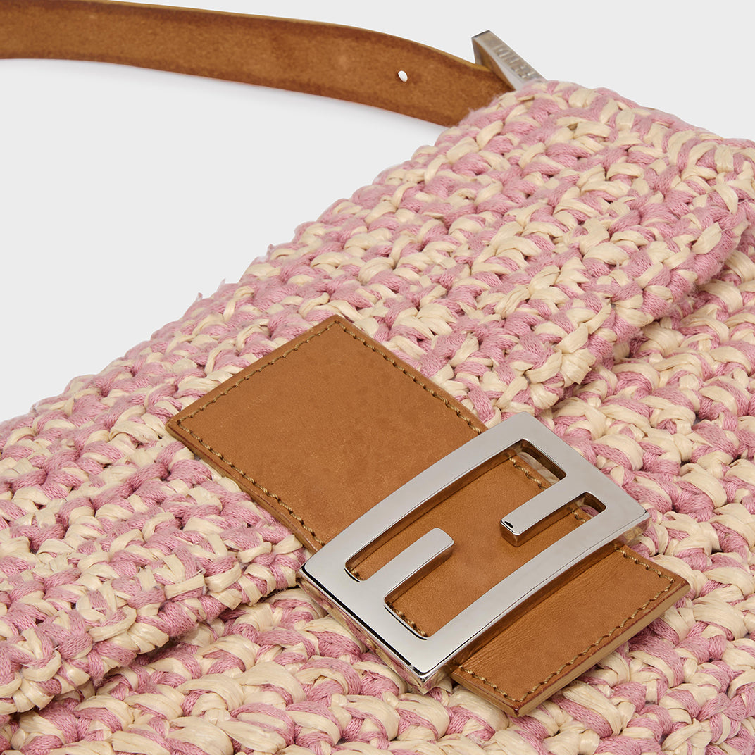 Crochet Baguette in Pink