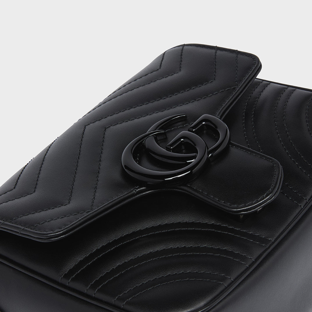 GG Marmont Matelassé Mini Shoulder Bag in Black