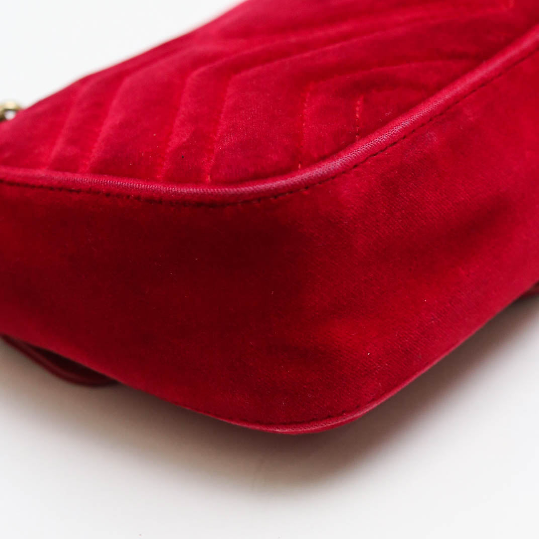 GG Marmont Mini Velvet Shoulder Bag in Red [ReSale]