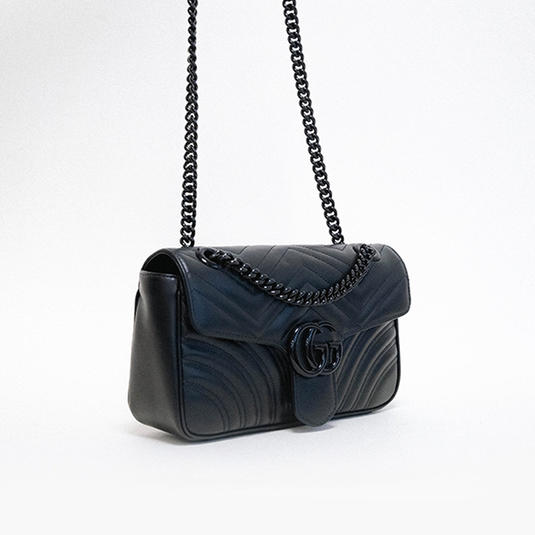 GG Marmont Small Shoulder Bag in Black