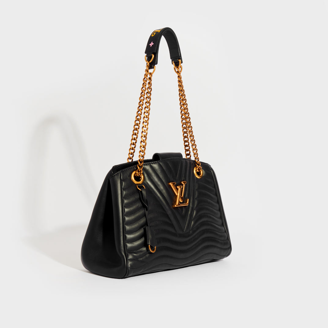 New Wave Chain Tote in Black