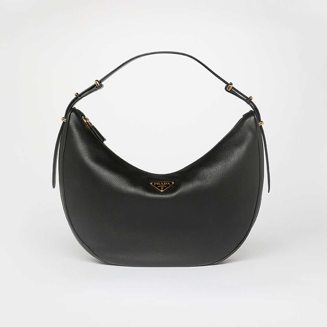 Arqué Large Shoulder Bag in Black