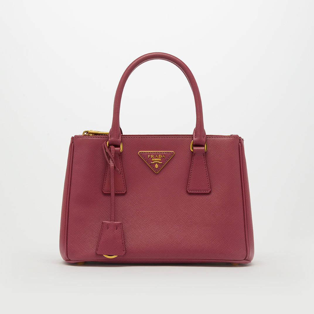 Small Galleria Double Zip Tote in Pink Saffiano Leather