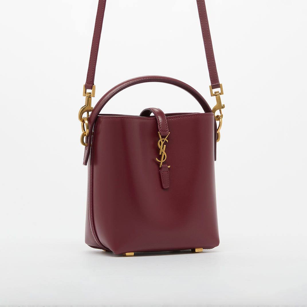 Le 37 Mini Shoulder Bag in Burgundy