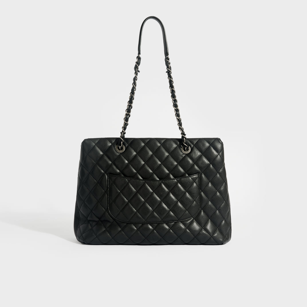 Quilted Chain Shoulder Bag in Black with Silver Hardware