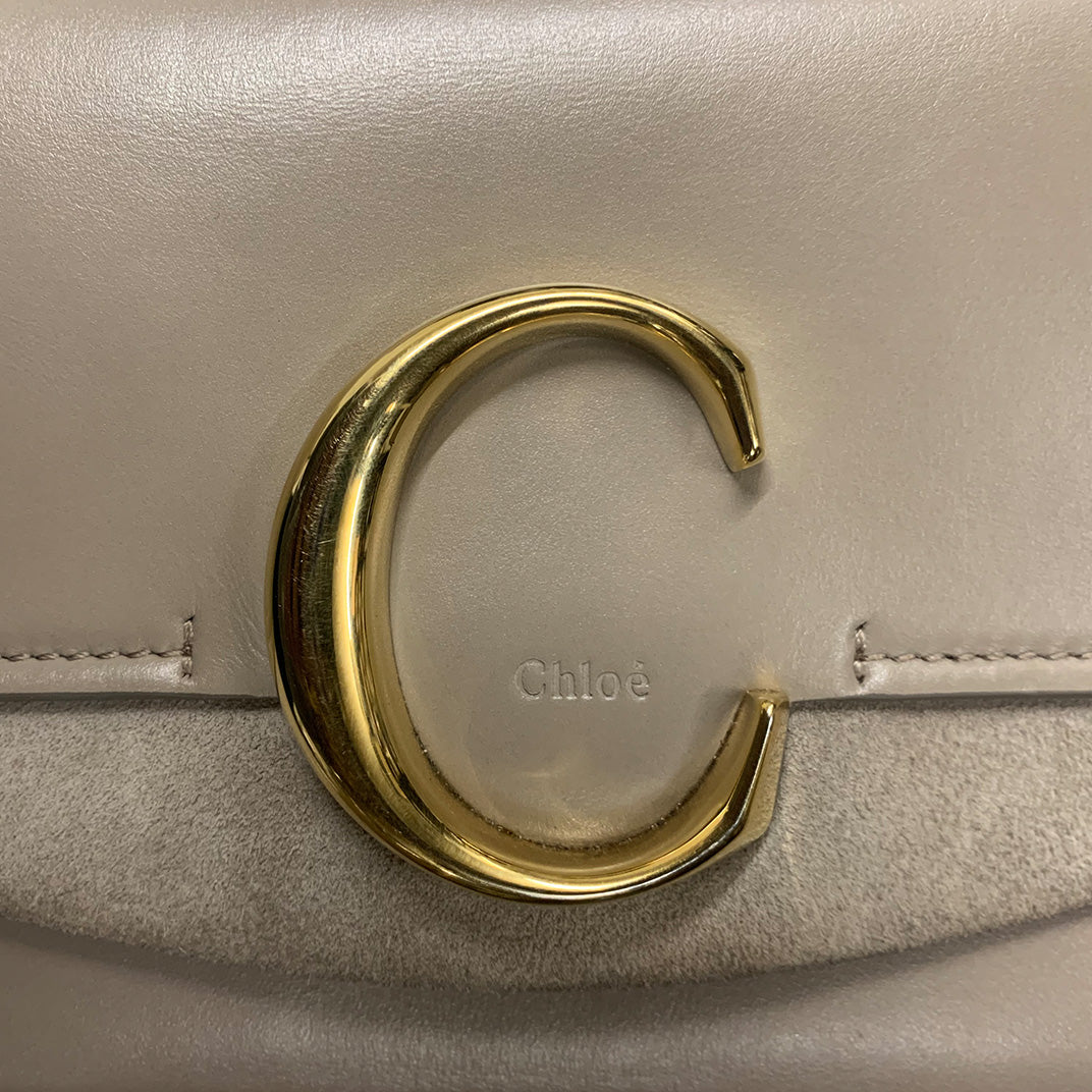 Chloe c clutch with chain, 名牌, 手袋及銀包- Carousell