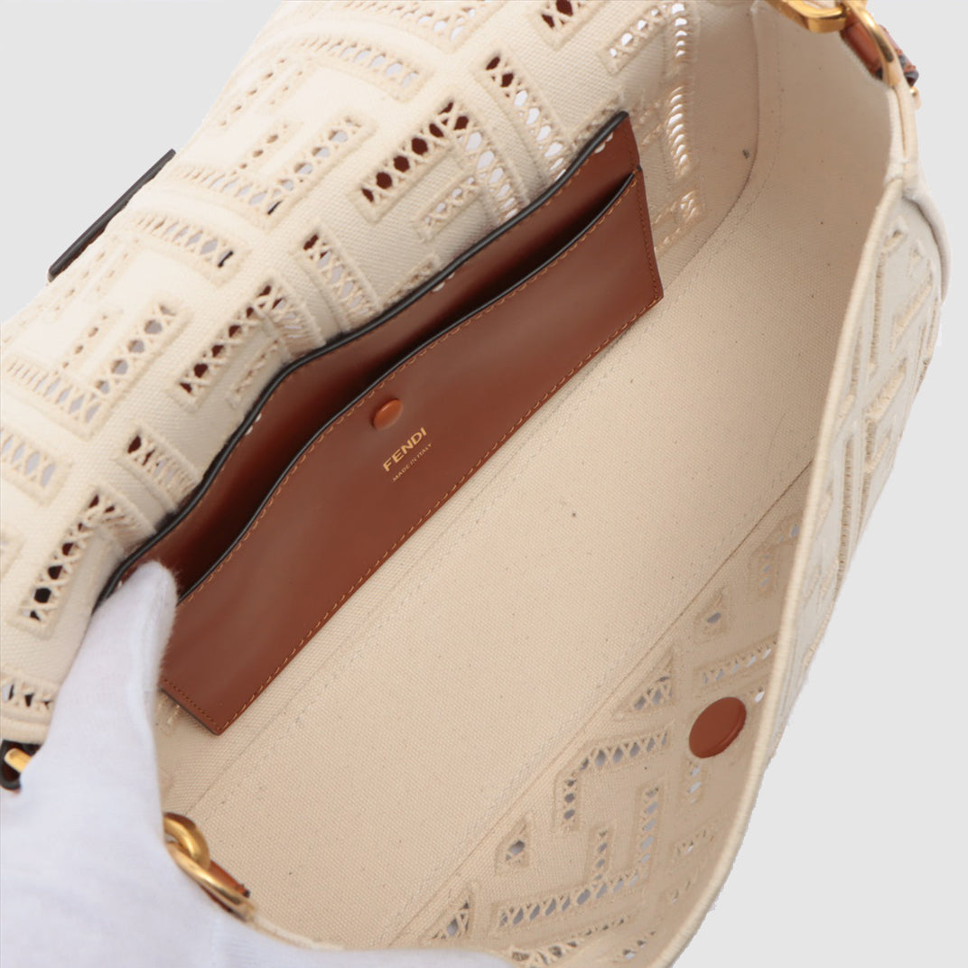 FENDI Baguette Bag in White Canvas with Embroidery – COCOON