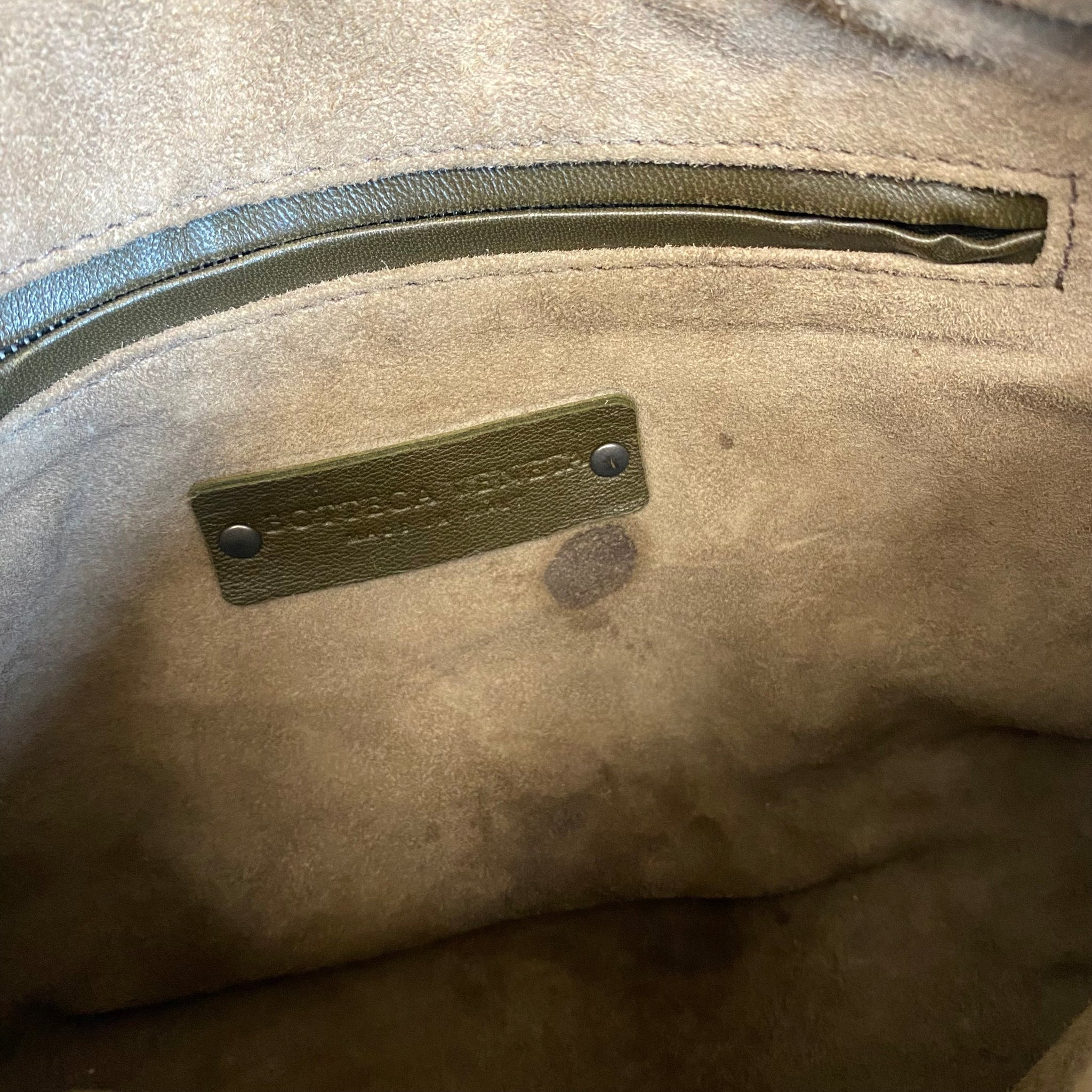 Bottega Veneta Intrecciato Nodini Leather Crossbody Bag (SHG-30074) – LuxeDH