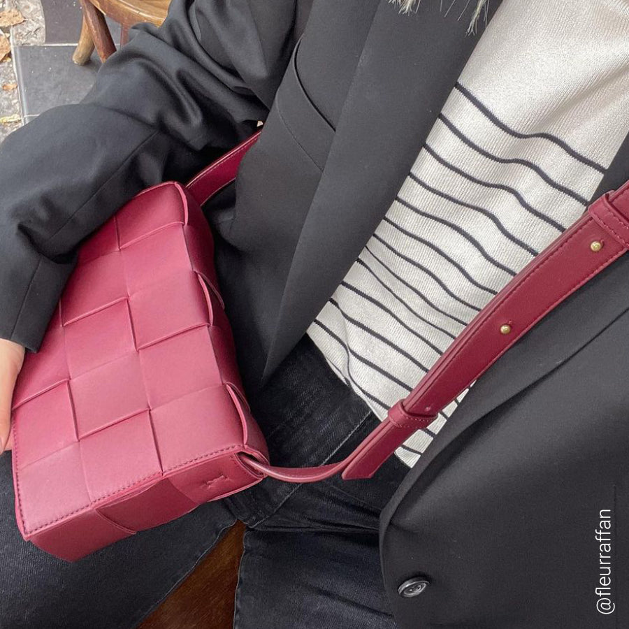 Cassette Maxi Intrecciato Bag in Bordeaux