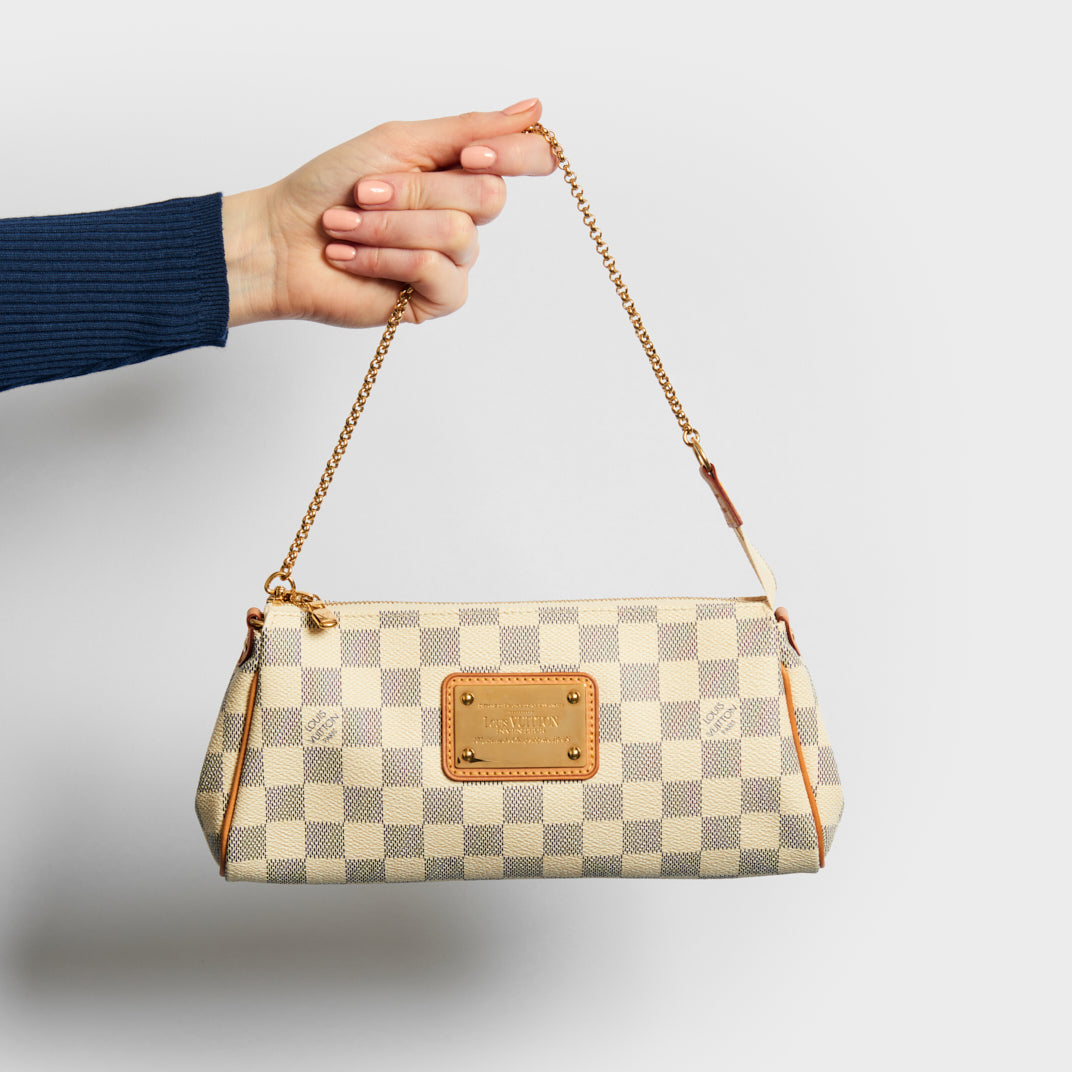 SERPUI Farah straw clutch bag, Louis Vuitton Saumur Shoulder bag 376173