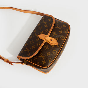 Louis Vuitton - Vintage Luxury Gibeciere PM Shoulder Bag
