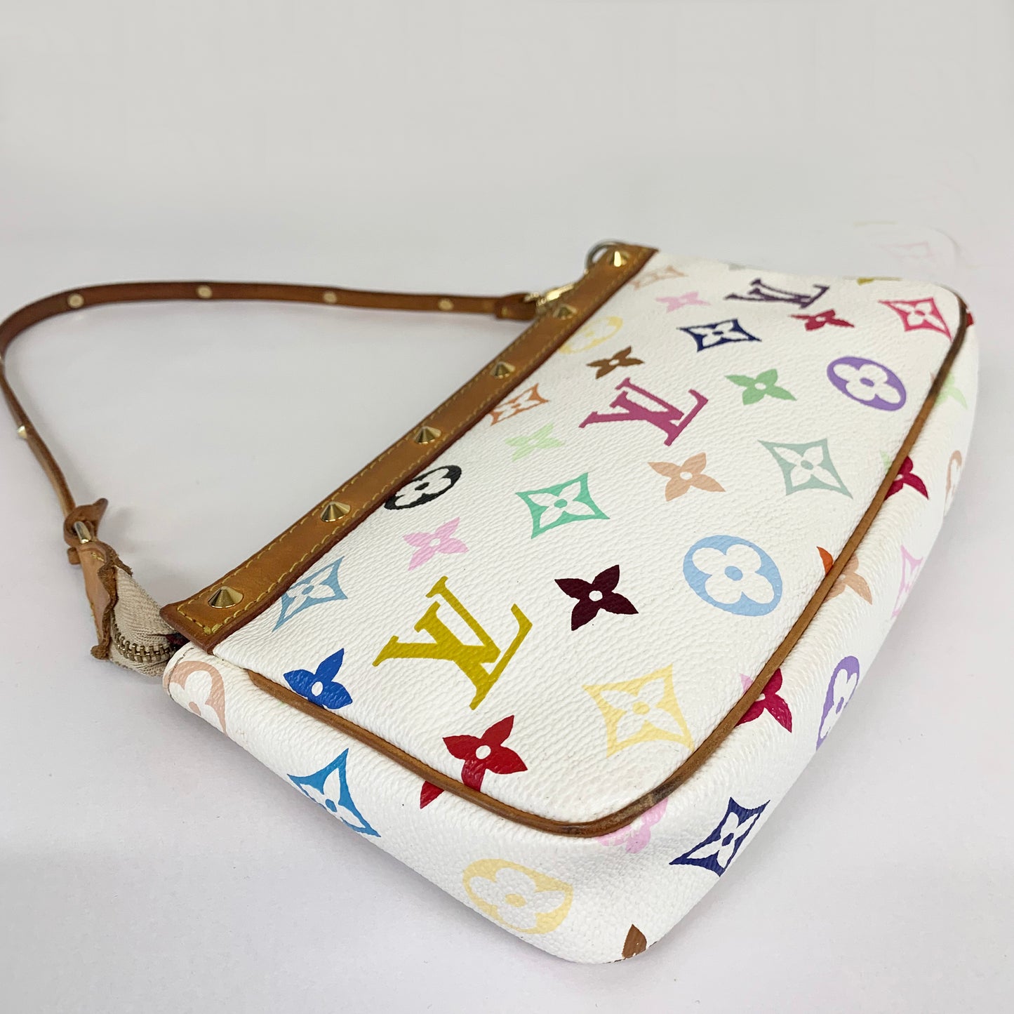 Pochette Accessoires Handbag in White Multicolour Monogram 2003 [ReSale]