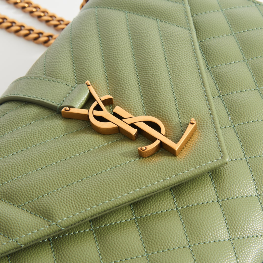 How cute is this green envelope pouch 😍 #saintlaurent #ysl